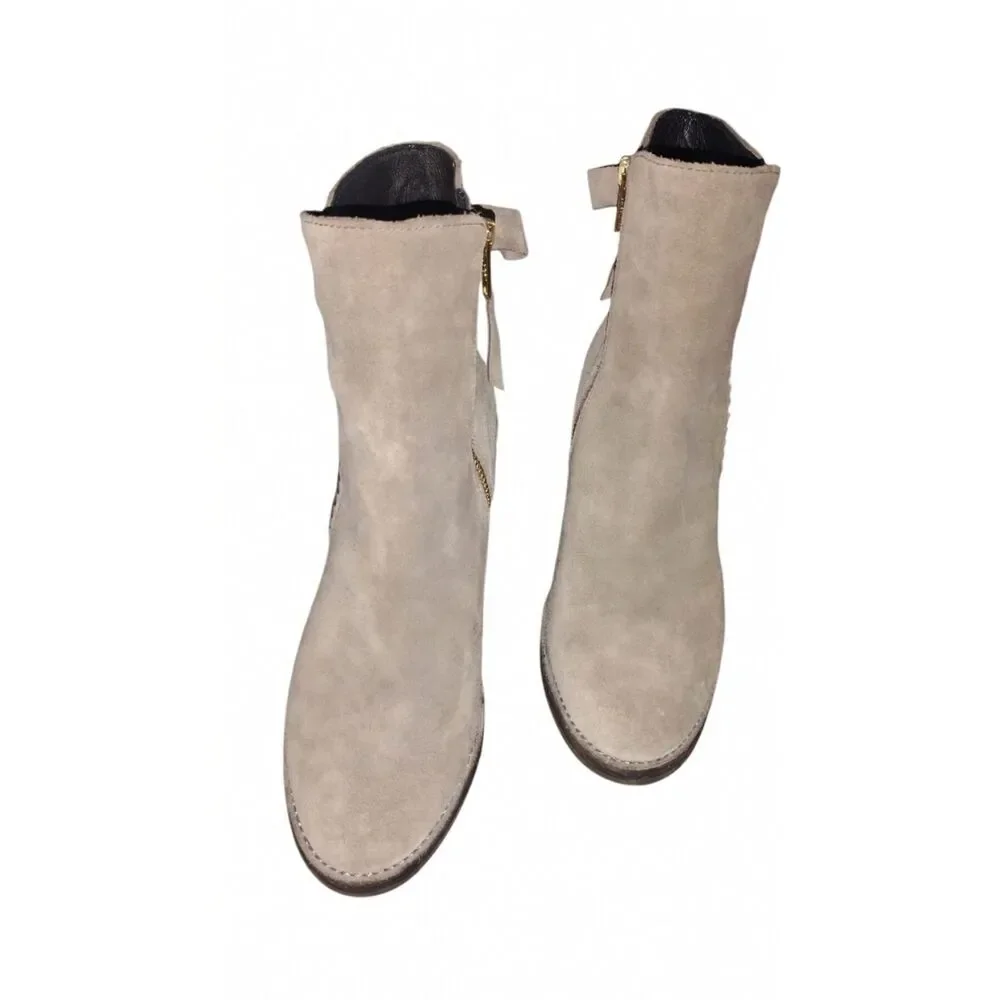 UGG Suede Ankle Booties Women’s Size 7 Beige Tan Side Zip Heeled Boots